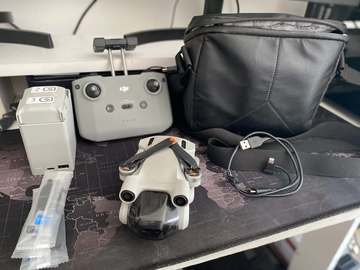 Vendendo: DJI Mini 3 Pro Fly more combo